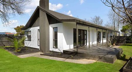 Fully Renovated Family Home in Popular Pukete - Photo 5