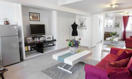 Trastevere: Furnished, modern 2 Bedroom, 2 bath, spacious living room, brgiht, silent, air conditioning. Located in beautiful private complex. #1168 - Photo 4