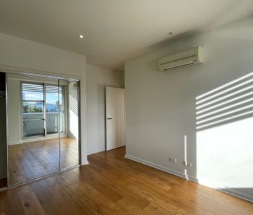 Top Floor, Highly Convenient Location - Photo 6