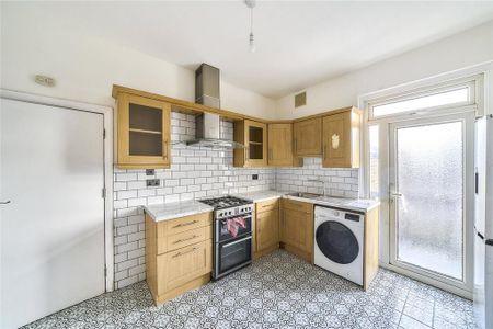 2 bedroom maisonette to rent - Photo 5