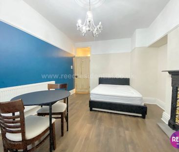 Brightwell Ave, Westcliff On Sea - Photo 4