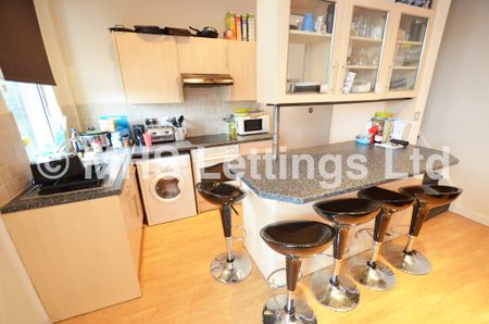 2 Knowle Terrace, Leeds, LS4 2PA - Photo 4