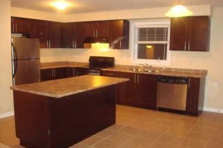 For Lease - 782 Maquire Terrace, Milton, Ontario - Photo 4