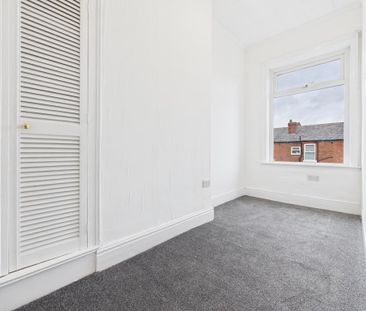 3 bedroom terraced house to rent - Photo 6
