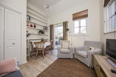 1 bedroom ground floor flat to rent - Photo 3