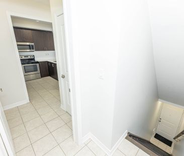 For Lease - 105 Kayla Crescent Unit# 10, Vaughan, Ontario - Photo 3