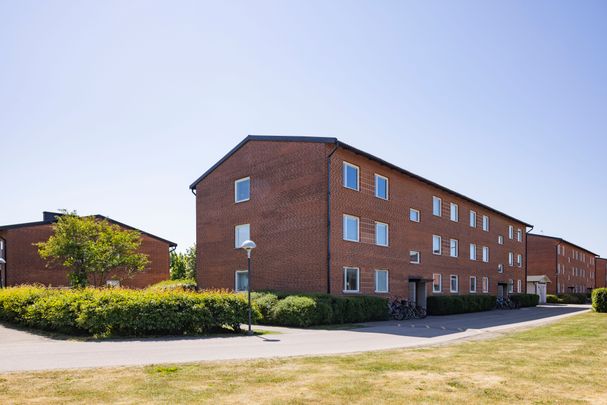 Prins Carlsgatan, Höganäs - Photo 1