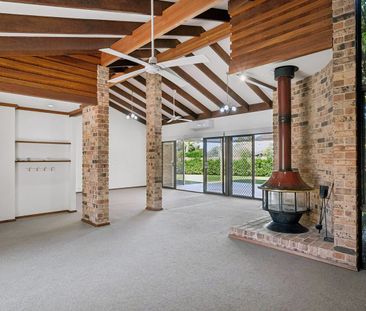 A Rare Blend of Space, Comfort and School Zone Appeal - Photo 5