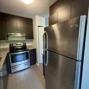 1 room apartment of 88m² in Gatineau - Photo 2