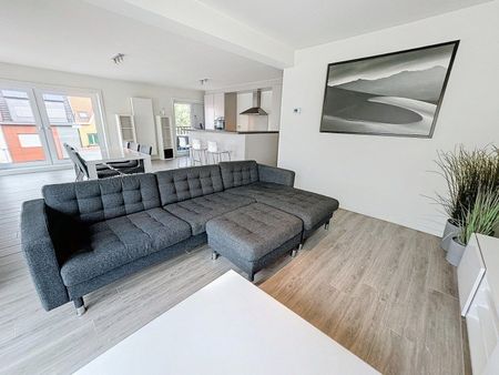 Ruim en modern appartement met 2 slaapkamers vlakbij het station in Knokke-Heist - Photo 4