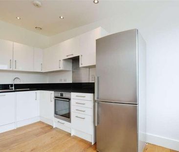 Upper Charles Street, Camberley, Surrey, GU15 - Photo 5