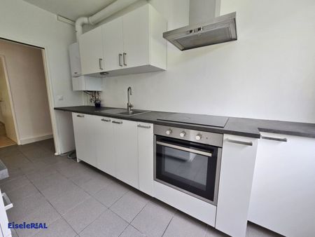 2 Zimmer – Balkon - Foto 3