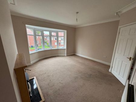 2 bed upper flat to rent in NE3 - Photo 2