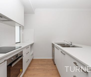 10 Wayfarer Street, Tonsley, SA 5042 - Photo 1