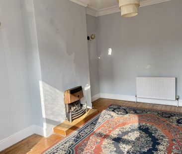 4 bedroom property to rent - Photo 1