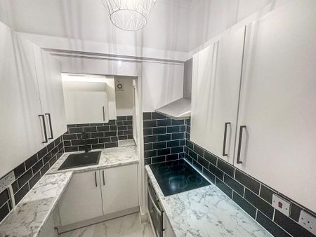 1 bedroom flat to rent - Photo 3