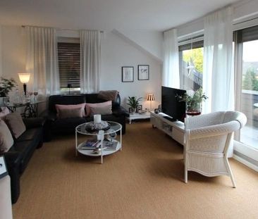 Helle, geräumige Dachgeschosswohnung in Dorsten zu vermieten - Photo 1