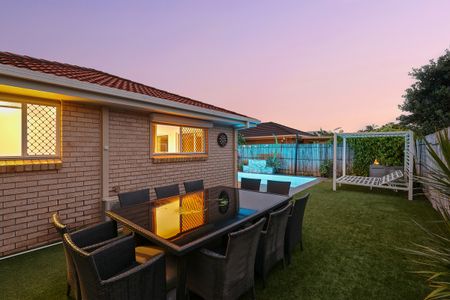 6 Redwing Court, Burleigh Waters - Photo 3