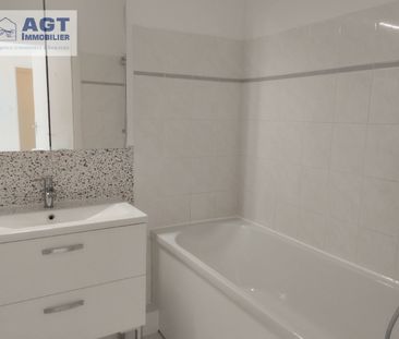 Location Appartement 2 pièces 48m² BEAUVAIS 60000 - Photo 2