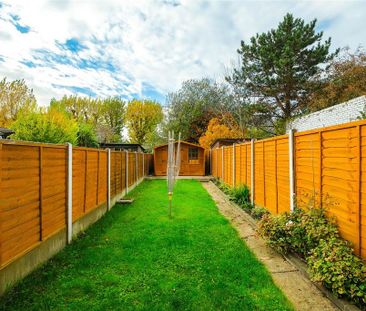 2 bedroom maisonette to rent - Photo 1