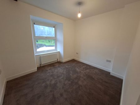 3 Bed Detached House, Church Street, S35 - Photo 4