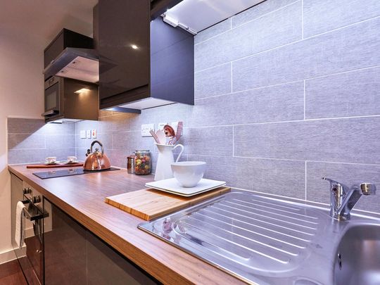 Apt 1, 5 South Parade - Photo 1