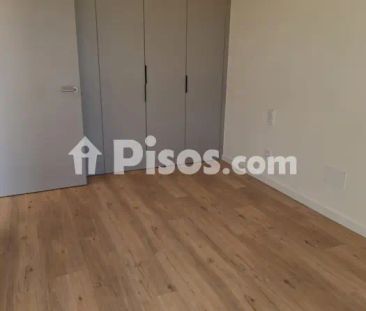 Apartamento en alquiler en Calle Jesús Pajares - Photo 2