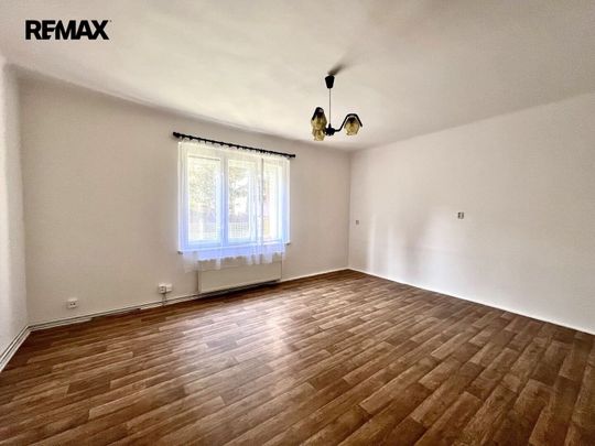 Pronájem domu 60 m², Hostivice - Photo 1