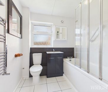 1 bedroom Flat - Skipton Close, Stevenage - Photo 1