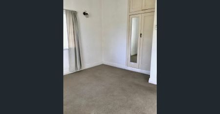 St. Lucia partly furnished house for rent. - Photo 3