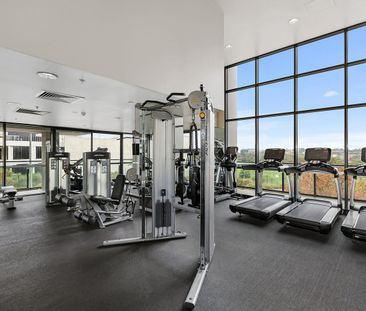 Stunning One-Bedroom Apartment - Photo 4