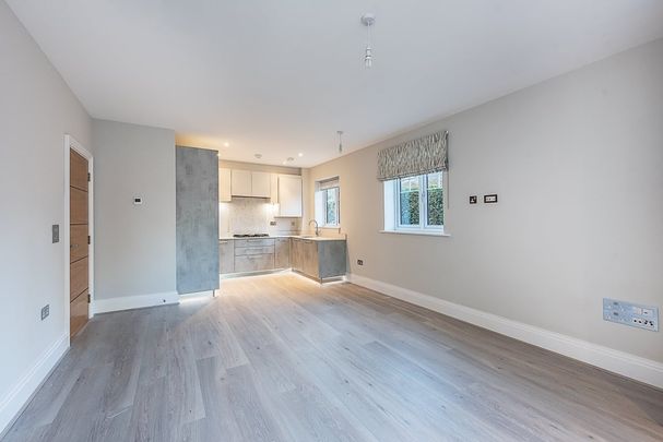 2 bedroom apartment to rent - Photo 1