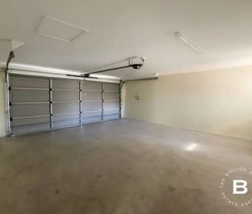 “Low-Maintenance Lifestyle in the Heart of Redbank Plains” - Photo 4