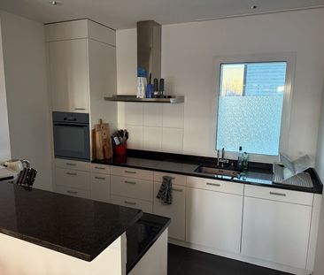 APPARTEMENT 31/2 PIÈCES À ZOUG, MEUBLÉ, TEMPORAIRE - Foto 3