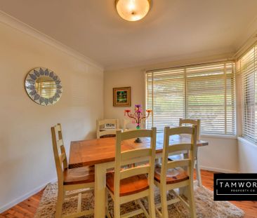 Tidy Three Bedroom In South Tamworth - Photo 2