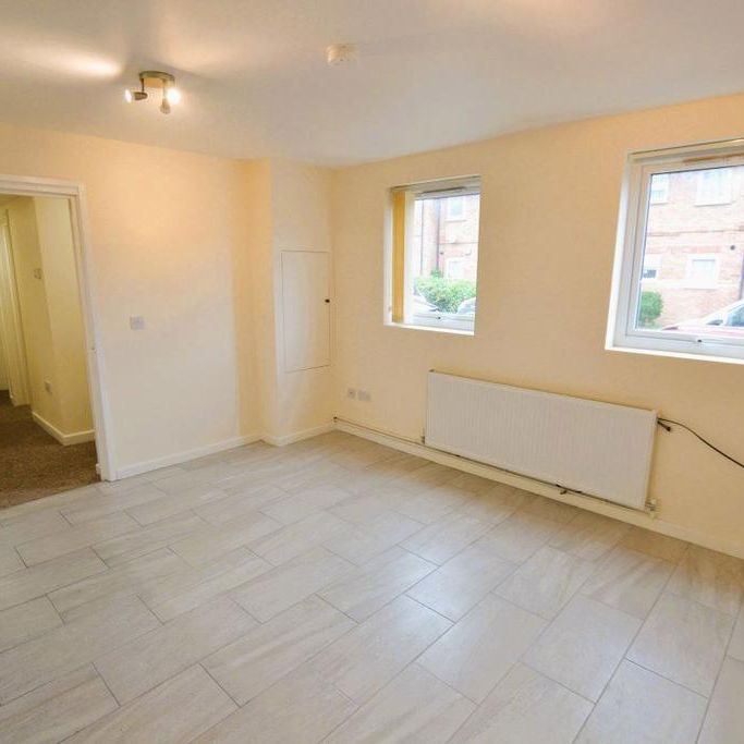 2 bedroom semi-detached house to rent - Photo 1
