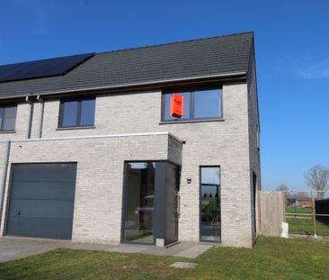 Lichtrijke nieuwbouwwoning te huur - Foto 1