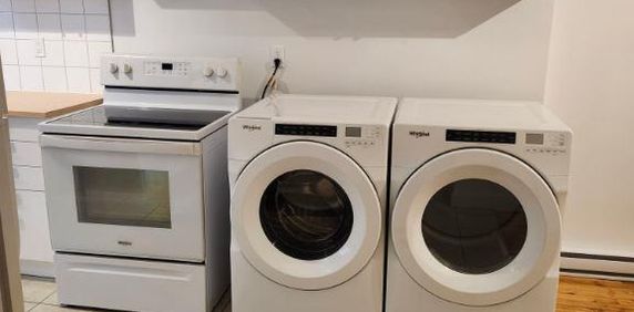 3-1/2 plus coin détente dans Petite-Patrie, Immeuble très tranquille Métro Autobus - Photo 2