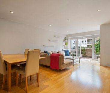 3 Bed Flat, Isle Of Dogs, E14 - Photo 2