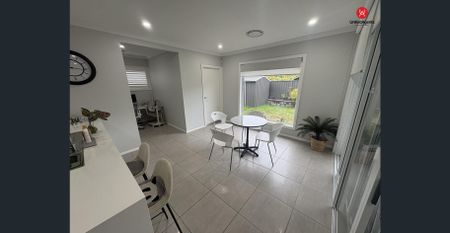 Immaculate Family Living Opposite the Reserve - Photo 3