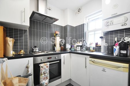 Hornsey Road, N19, London - Photo 3