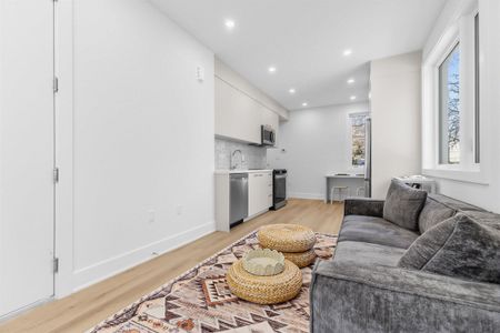 For Lease - 45 Bellevue Avenue Unit# 5b, Toronto, Ontario - Photo 4