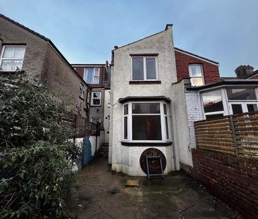 3 bedroom terraced house to rent - Photo 2