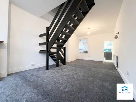 2 Bedroom Terraced - Photo 5
