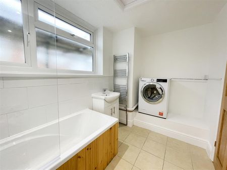 Carisbrooke Road, St Leonards, TN38 0JT - Photo 3