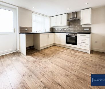 3 bedroom terraced house to rent - Photo 5