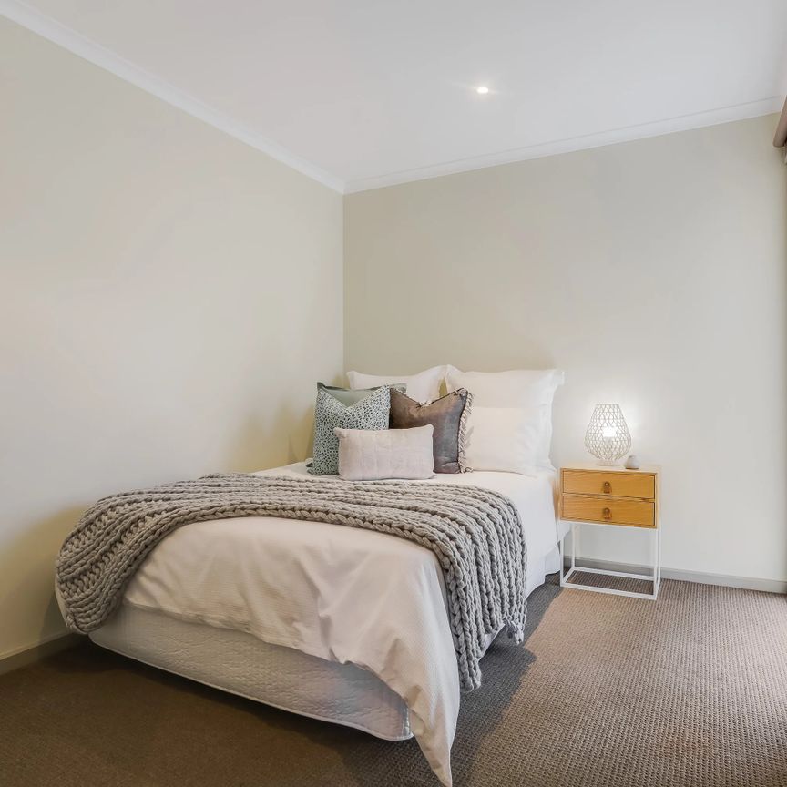 1/72 Paxton Street, South Kingsville VIC 3015 - Apartment For Rent | Domain - Photo 1