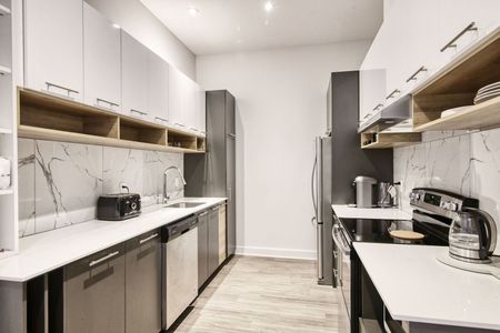 9675 Papineau - Photo 5