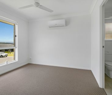 Modern Dual-Build Home in Quiet Cul-de-Sac - Photo 4