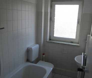 Wohnglück für Paare mit großer Küche - Photo 1